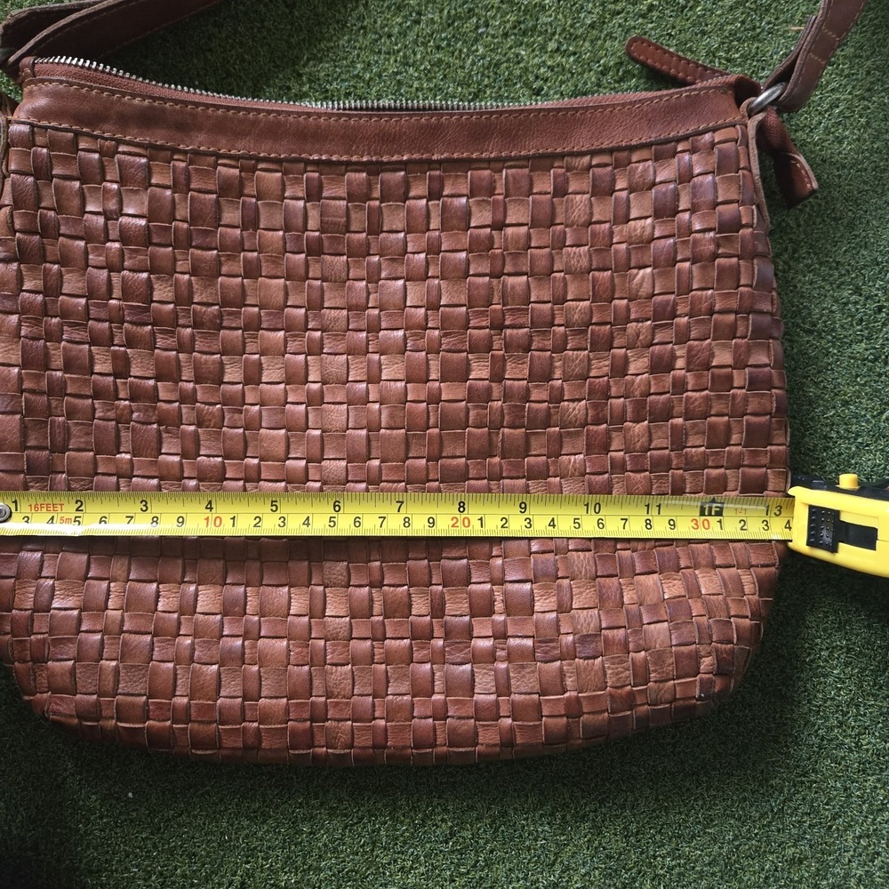 Vilenca Holland Woven Leather Cognac Purse Handbag Zip Close Adjustable Strap - Picture 10 of 11